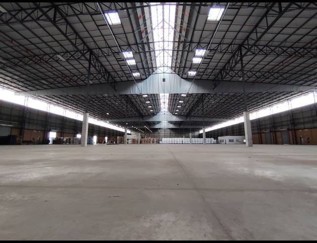 13,926M² WAREHOUSE TO LET IN GOSFORTH PARK